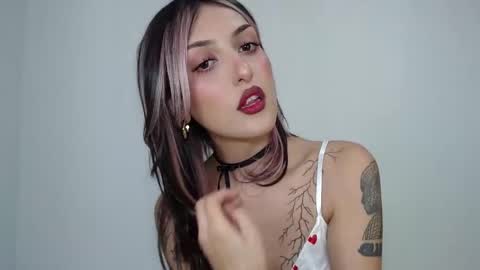 Angel Boo and Adrian online show from September 20, 2025, 7:04 pm