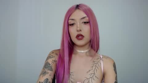 Angel Boo and Adrian online show from December 18, 2025, 5:41 pm