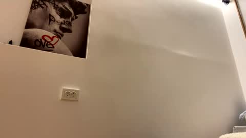 Emily online show from April 5, 2026, 9:34 pm