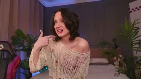 devilinee online show from February 20, 2026, 6:59 am