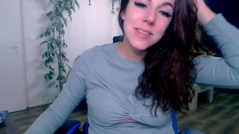 Snapshot of devilishwendy chatting on December 4, 2024, 5:27 am Wendyin pvt all from tipmenu free except anal and big dildo online show from December 4, 2024, 5:27 am