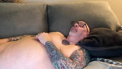 Snapshot of devilpool000 chatting on November 2, 2025, 3:36 pm cartman online show from November 2, 2025, 3:36 pm