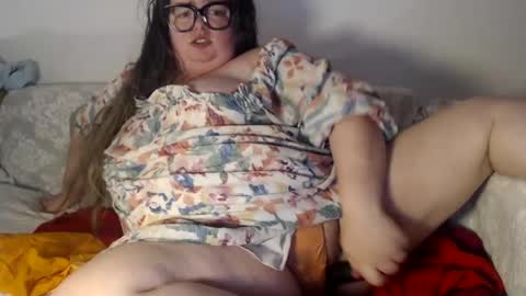 Snapshot of devilschick chatting on August 5, 2026, 10:12 pm DevilsChick -- OF online show from August 5, 2026, 10:12 pm