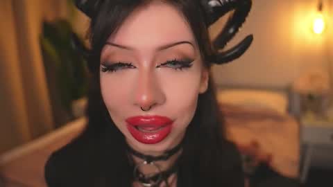 Snapshot of devilss_toy chatting on November 1, 2025, 4:09 pm CIBELLE online show from November 1, 2025, 4:09 pm