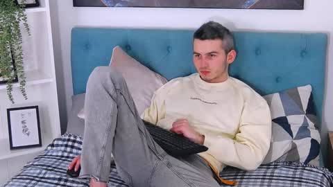 devin_ho online show from January 25, 2025, 11:00 pm