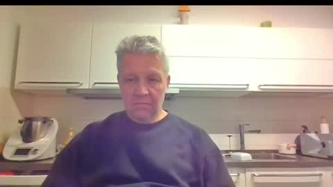 Snapshot of devon_nite chatting on December 25, 2024, 11:42 pm Devon online show from December 25, 2024, 11:42 pm