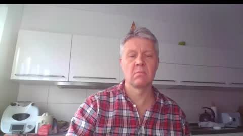 Snapshot of devon_nite chatting on January 7, 2025, 11:58 am Devon online show from January 7, 2025, 11:58 am