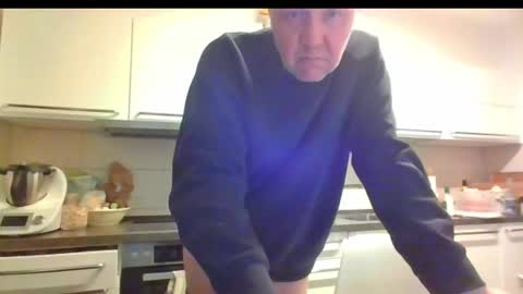 Snapshot of devon_nite chatting on January 27, 2025, 11:33 pm Devon online show from January 27, 2025, 11:33 pm