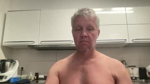 Snapshot of devon_nite chatting on September 8, 2025, 9:14 pm Devon online show from September 8, 2025, 9:14 pm