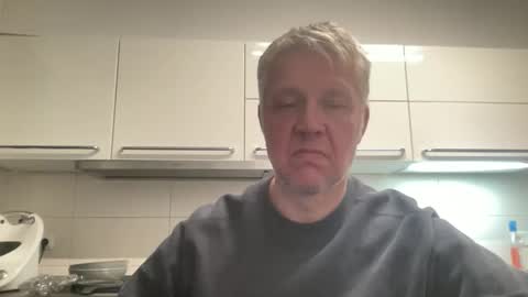 Snapshot of devon_nite chatting on September 15, 2025, 10:32 pm Devon online show from September 15, 2025, 10:32 pm