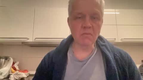 Snapshot of devon_nite chatting on November 11, 2025, 12:43 am Devon online show from November 11, 2025, 12:43 am