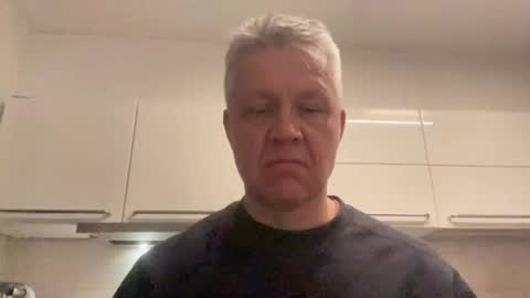 Snapshot of devon_nite chatting on December 1, 2025, 12:37 am Devon online show from December 1, 2025, 12:37 am