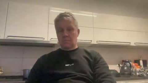 Snapshot of devon_nite chatting on December 19, 2025, 2:57 pm Devon online show from December 19, 2025, 2:57 pm