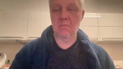 Snapshot of devon_nite chatting on December 23, 2025, 12:30 am Devon online show from December 23, 2025, 12:30 am