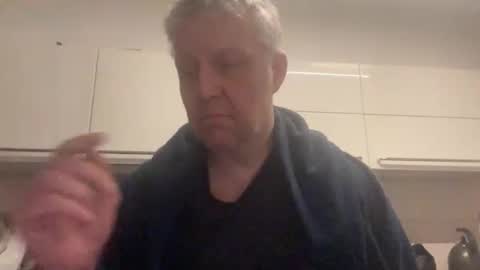 Devon online show from March 4, 2026, 1:44 am