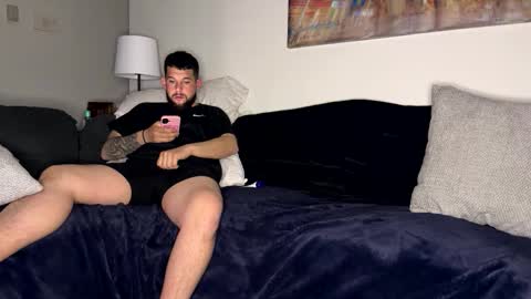 Snapshot of devonclarky213 chatting on April 26, 2026, 7:50 am come play online show from April 26, 2026, 7:50 am