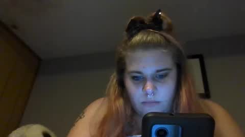 Snapshot of devykitten2018 chatting on December 11, 2024, 1:47 am devykitten online show from December 11, 2024, 1:47 am