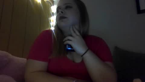 Snapshot of devykitten2018 chatting on February 18, 2025, 6:26 am devykitten online show from February 18, 2025, 6:26 am