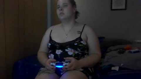 Snapshot of devykitten2018 chatting on March 10, 2025, 5:43 am devykitten online show from March 10, 2025, 5:43 am