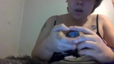 Snapshot of devykitten2018 chatting on November 25, 2025, 2:06 pm devykitten online show from November 25, 2025, 2:06 pm