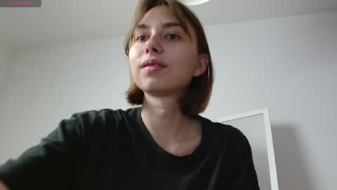 Snapshot of dewkiss chatting on November 2, 2025, 11:51 pm dewkiss online show from November 2, 2025, 11:51 pm