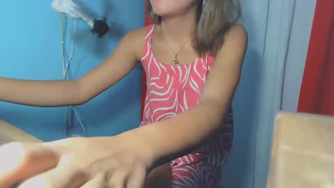 dexie121698 online show from February 24, 2025, 2:30 am