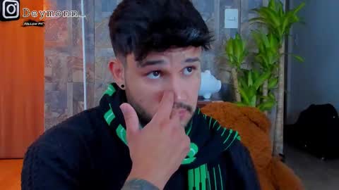 Snapshot of deymon_scott chatting on October 24, 2025, 8:27 pm JULIAN online show from October 24, 2025, 8:27 pm