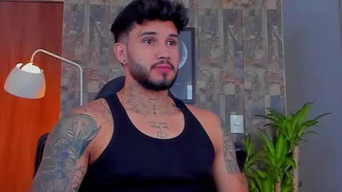 Snapshot of deymon_scott chatting on November 5, 2025, 5:35 pm JULIAN online show from November 5, 2025, 5:35 pm