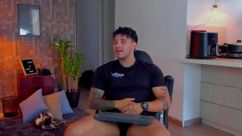 Snapshot of deymon_scott chatting on November 17, 2025, 8:47 pm JULIAN online show from November 17, 2025, 8:47 pm