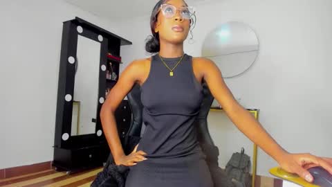 Snapshot of deyy_madisson chatting on November 30, 2025, 8:46 pm Madisson online show from November 30, 2025, 8:46 pm