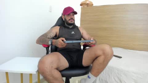 Snapshot of dhamian_wolf_hunter chatting on October 5, 2025, 8:18 pm dhaian online show from October 5, 2025, 8:18 pm