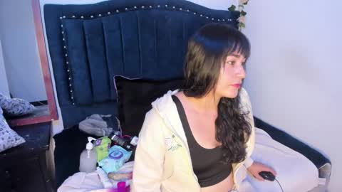 dhaniela naugthy online show from March 14, 2026, 2:50 am