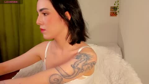 Snapshot of di_moon_ chatting on April 27, 2026, 2:48 pm Diana online show from April 27, 2026, 2:48 pm