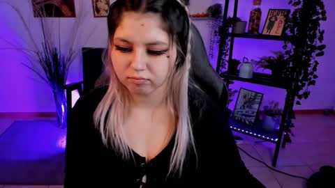 Dia online show from February 25, 2025, 3:31 am