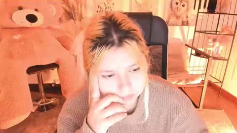 Snapshot of diaangell chatting on January 10, 2026, 7:26 pm Dia online show from January 10, 2026, 7:26 pm