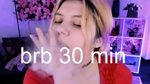 Snapshot of diaangell chatting on February 10, 2026, 10:25 pm Dia online show from February 10, 2026, 10:25 pm