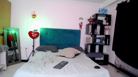 D I A B L A online show from December 13, 2024, 3:27 am