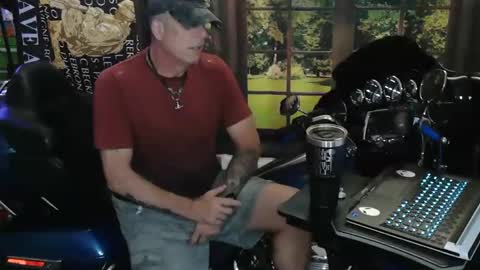 Snapshot of diabolic_yeti76 chatting on February 14, 2026, 8:05 pm Yeti online show from February 14, 2026, 8:05 pm
