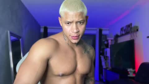 Snapshot of diagostone chatting on November 5, 2025, 10:54 pm Diego online show from November 5, 2025, 10:54 pm