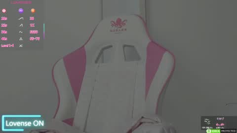 Snapshot of diamond_ava_ chatting on February 25, 2025, 6:58 am Thea online show from February 25, 2025, 6:58 am