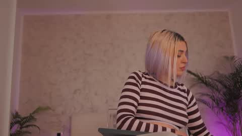 Thea online show from February 25, 2026, 4:05 pm