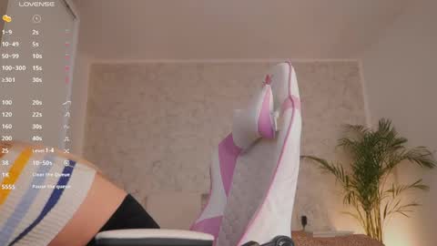 Thea online show from April 10, 2026, 3:06 pm