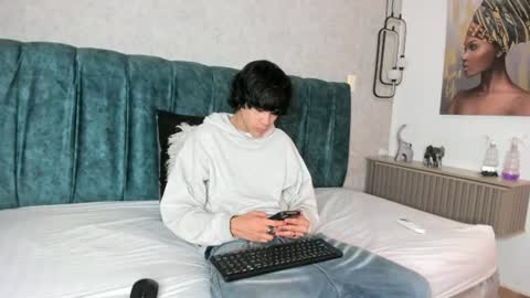 Snapshot of diamond_twink chatting on June 26, 2026, 2:21 pm diamond_twink online show from June 26, 2026, 2:21 pm