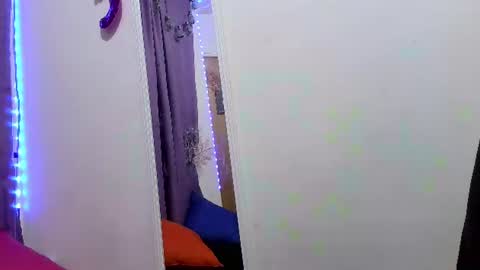 diamondd_gold online show from July 13, 2026, 1:52 am