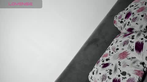 Snapshot of diamondkay_ chatting on December 21, 2024, 10:28 am diamondkay_ online show from December 21, 2024, 10:28 am