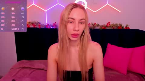 Diana  online show from December 23, 2024, 2:02 am