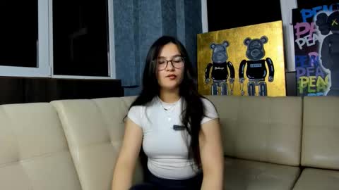Hello my name is Carolina online show from October 21, 2025, 5:46 pm