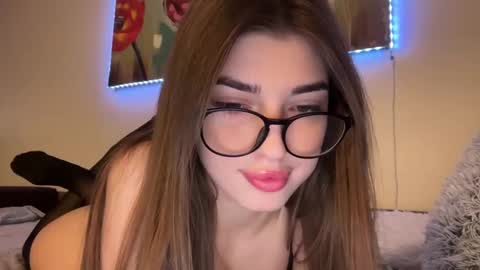 Snapshot of dianaa_lee chatting on October 19, 2025, 12:00 am DIANA online show from October 19, 2025, 12:00 am