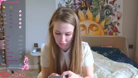 Snapshot of dianashermy chatting on December 16, 2025, 9:47 am Diana online show from December 16, 2025, 9:47 am