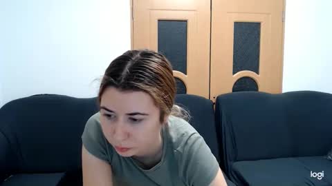 Snapshot of dianasmiey7 chatting on December 15, 2024, 8:52 am dianasmiey7 online show from December 15, 2024, 8:52 am